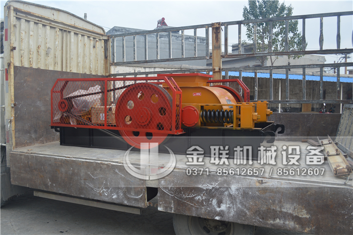 大型雙齒輥破碎機的價格是多少，有哪些合適的型號選擇？