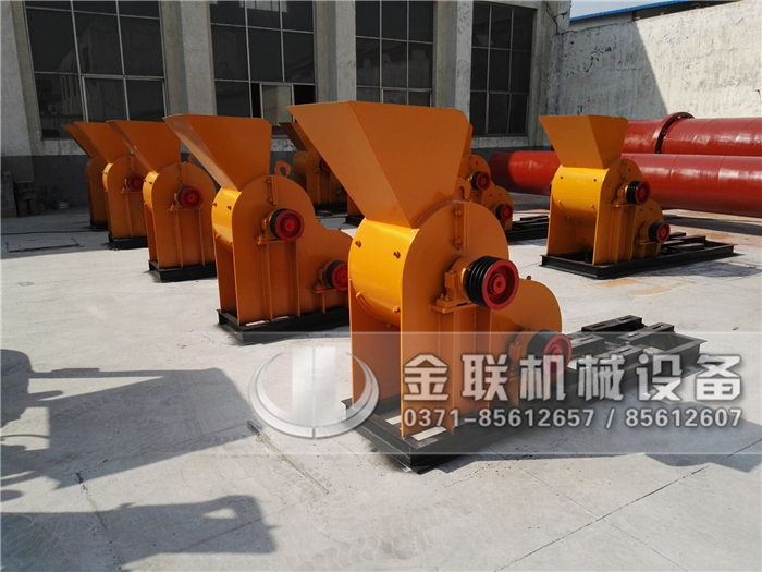 時產(chǎn)15噸煤泥粉碎機哪個廠家好，有哪些型號可選？