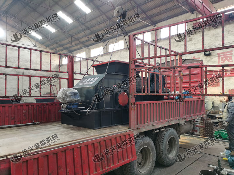 小型對(duì)輥破碎機(jī)的優(yōu)勢(shì)有哪些,都有哪些適用范圍? 小型對(duì)輥破碎機(jī)的優(yōu)勢(shì)有哪些,都有哪些適用范圍?