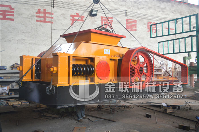 雙齒輥破碎機(jī)安裝、試機(jī)時都有哪些注意事項？