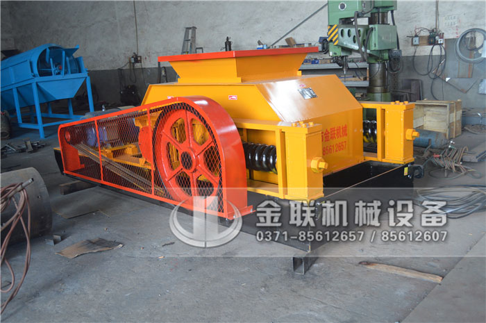 焦炭粉碎機如何選型,它有哪些優(yōu)勢特點? 焦炭粉碎機如何選型,它有哪些優(yōu)勢特點?