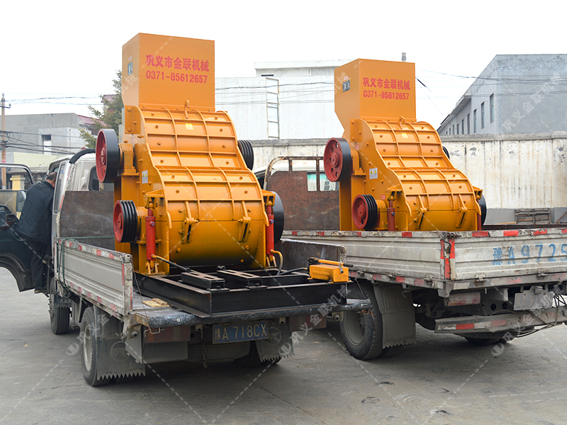 兩臺800X800雙級粉碎機發(fā)貨圖片_發(fā)往廣西南寧_破碎鐵礦石 兩臺800X800雙級粉碎機發(fā)貨圖片_發(fā)往廣西南寧_破碎鐵礦石